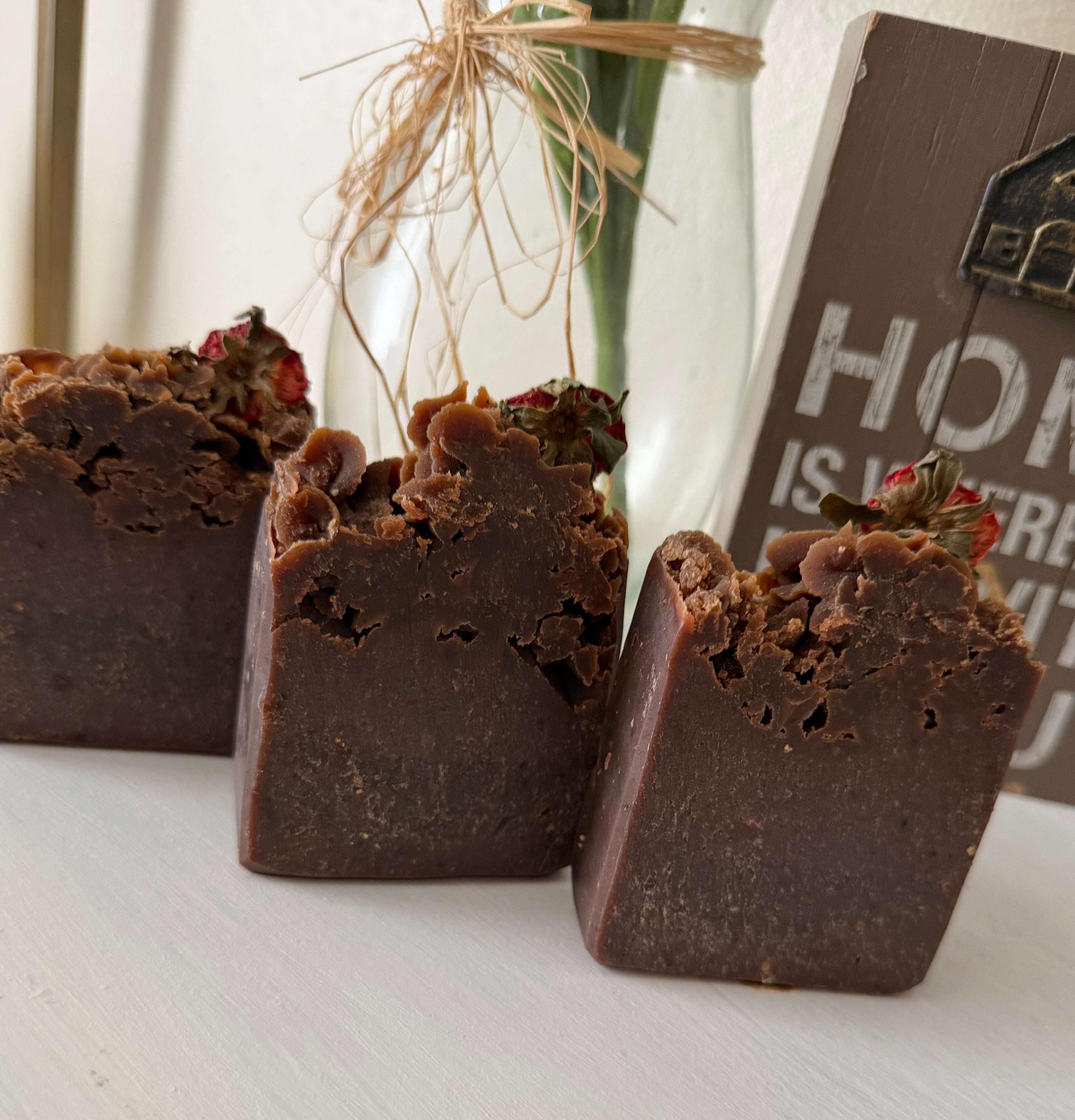 Strawberry Crumble goats milk bar